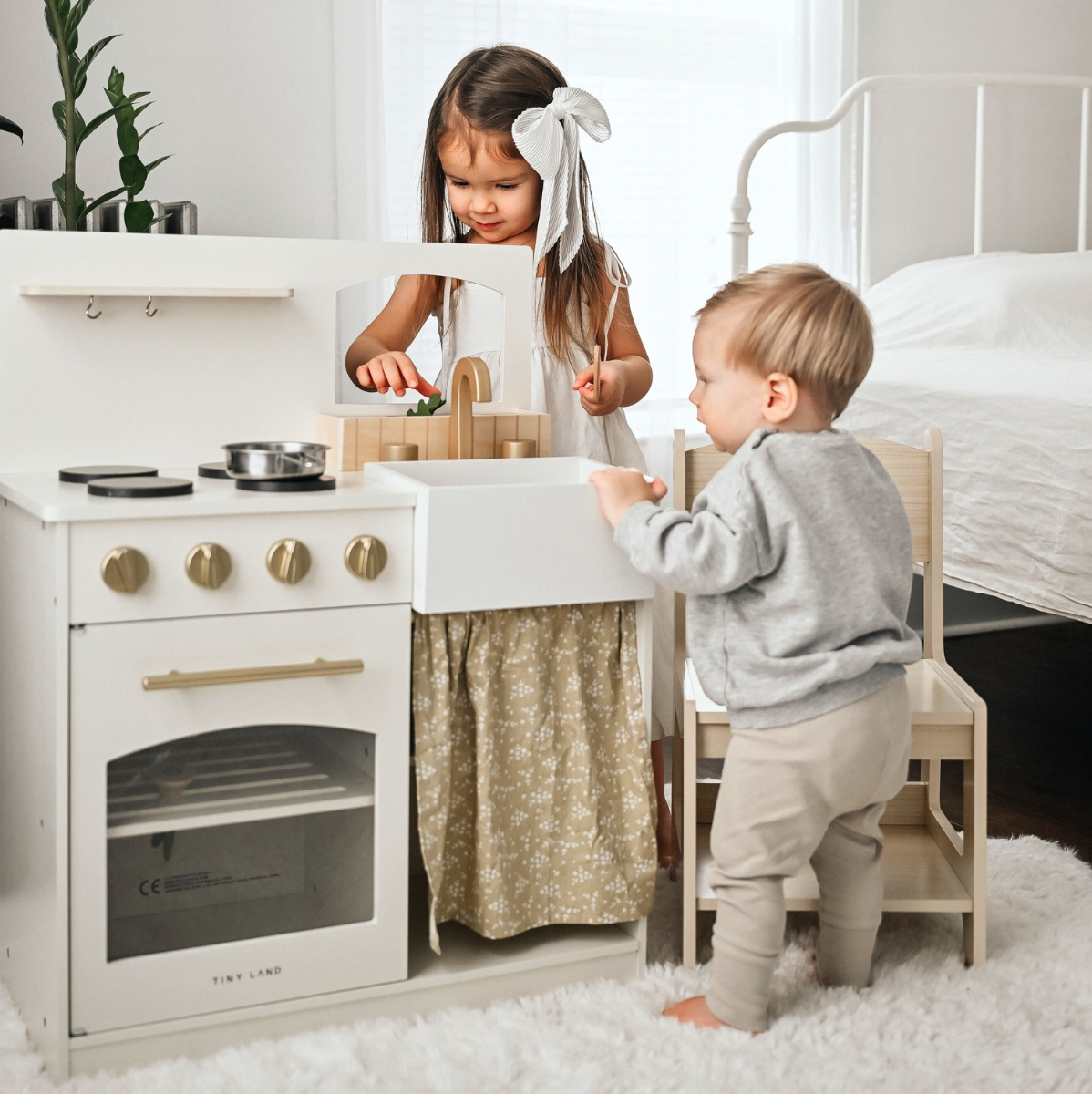 Pretend Play & Play Kitchens for 4 Year Olds: Smart Picks for Small Spaces