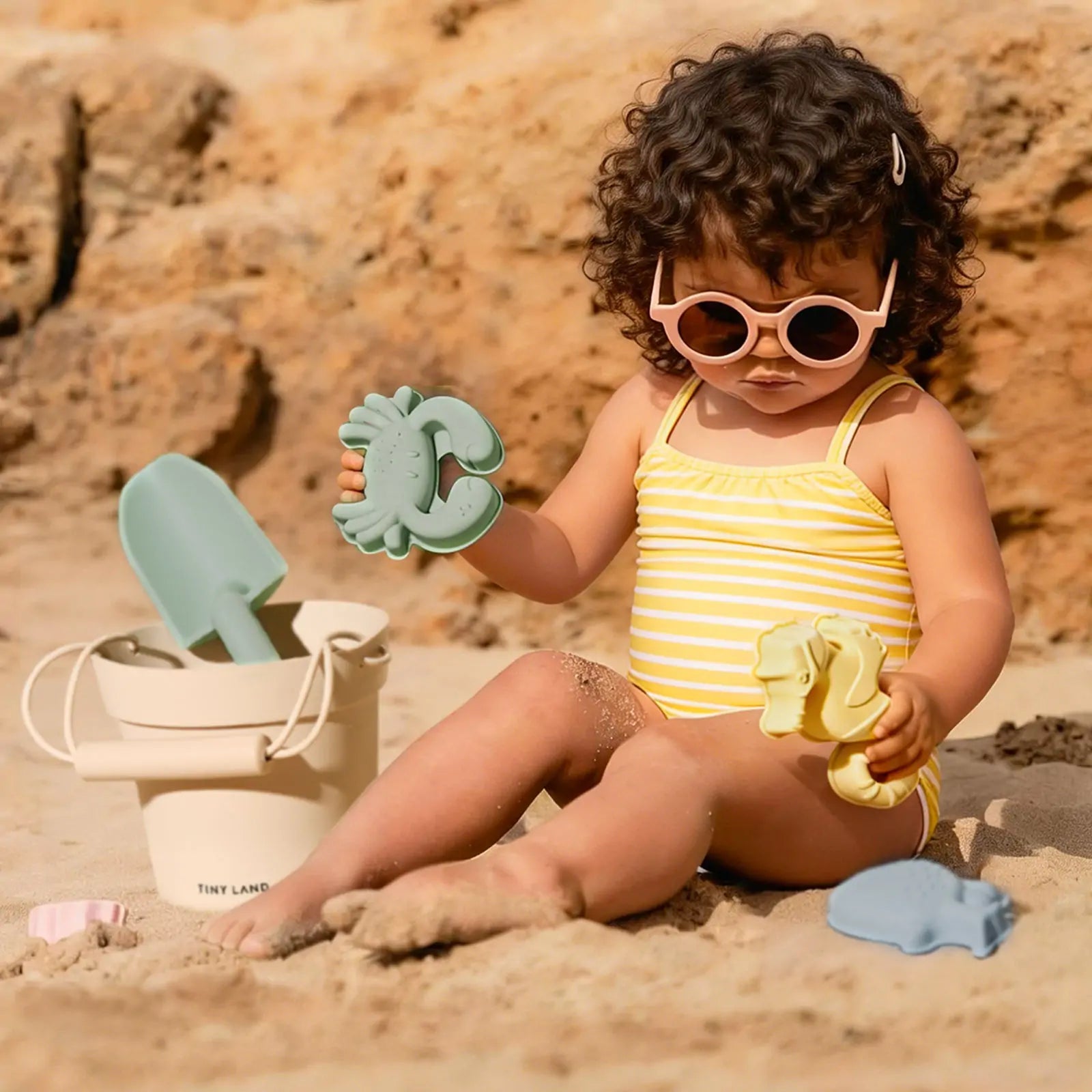 The Benefits of Beach Play: How Kids Learn Through Sand and Outdoor Play