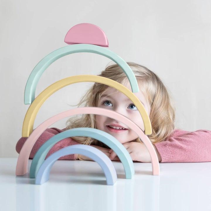 At what age does Montessori start? - Tiny Land INC