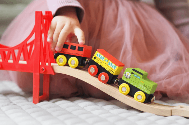 Which Wooden Train Set is Best for Kids? A Comprehensive Guide - Tiny Land INC
