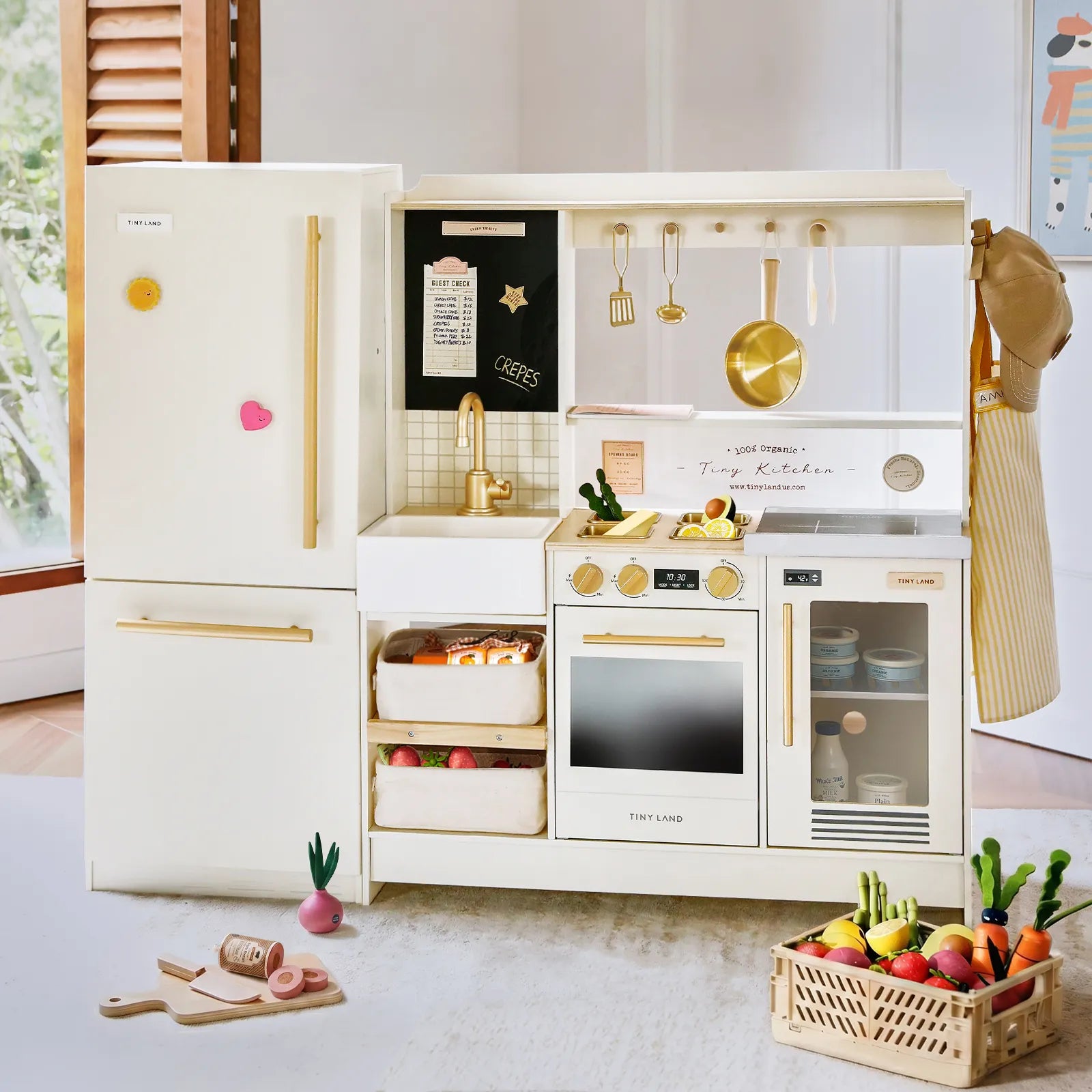 Play Kitchen Accessories: What Kids Actually Need