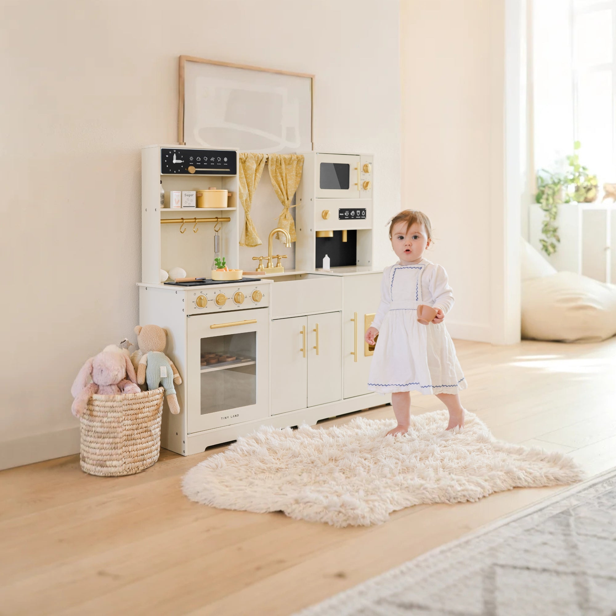 Let’s Create a Birthday Dinner Party: Playful Growth with a Cookery Toy