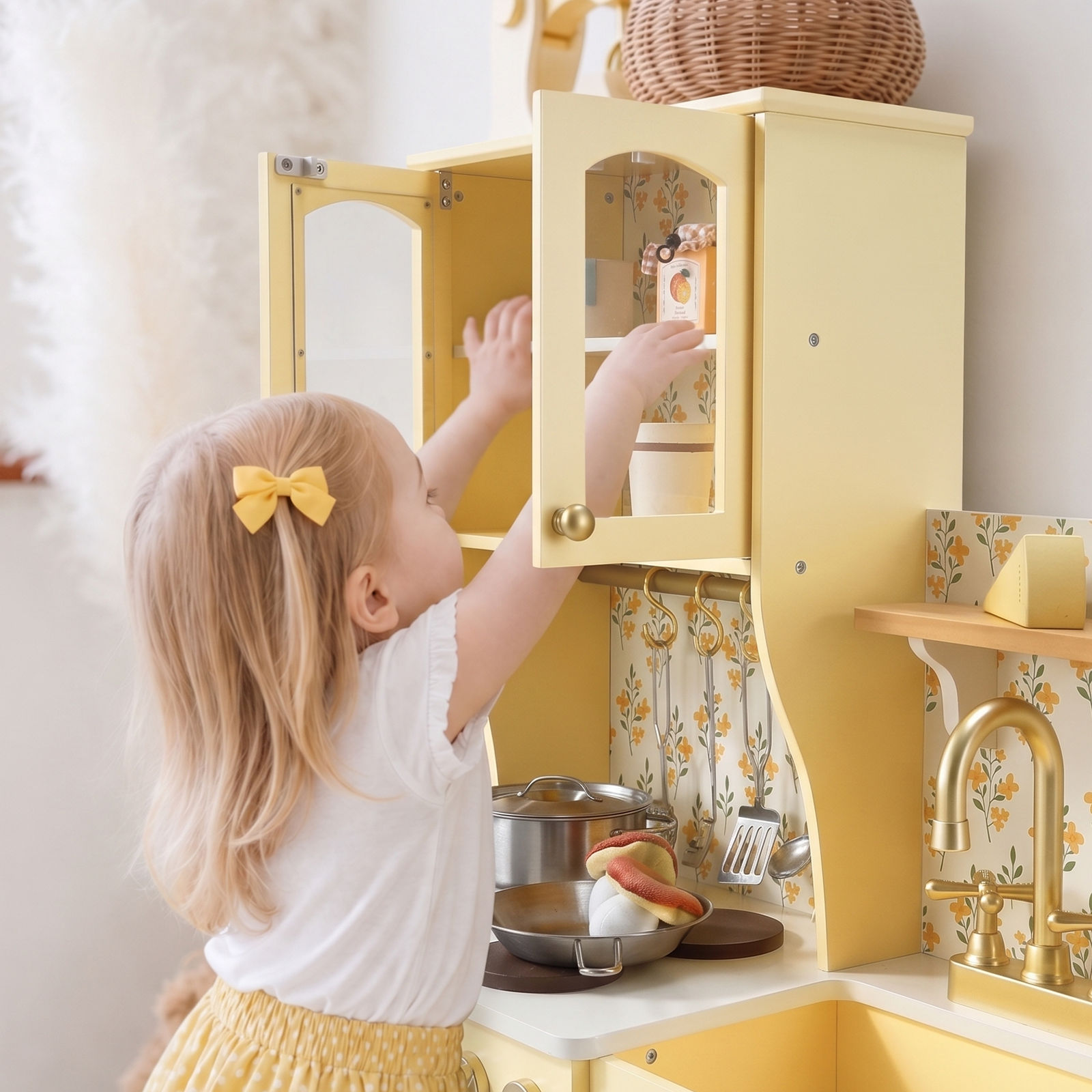 Storage Play Kitchen for Kids: How to Choose, Organize, and Use One for Pretend Play