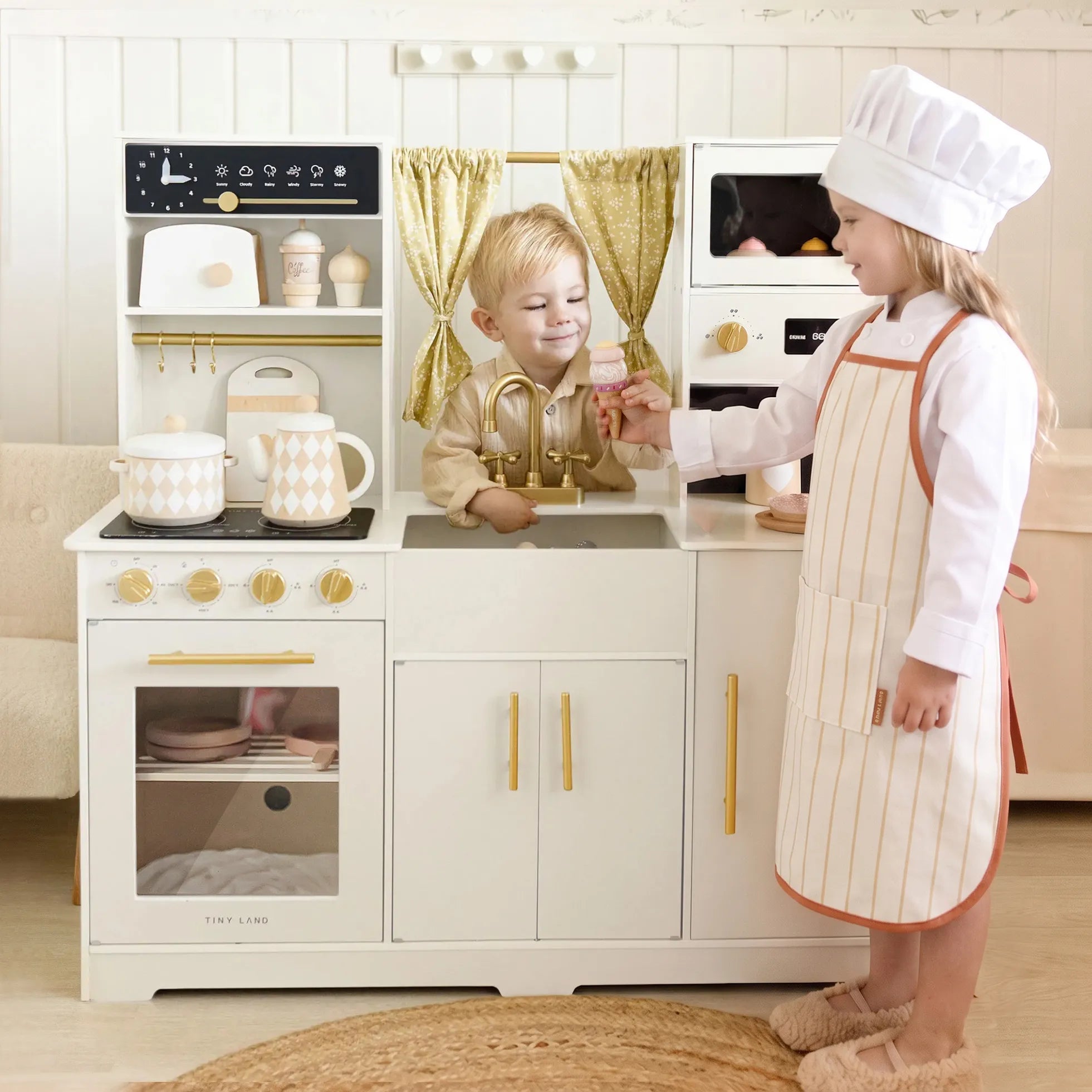 Choosing a Play Kitchen for Multiple Kids: What FinForum’s Review Highlights
