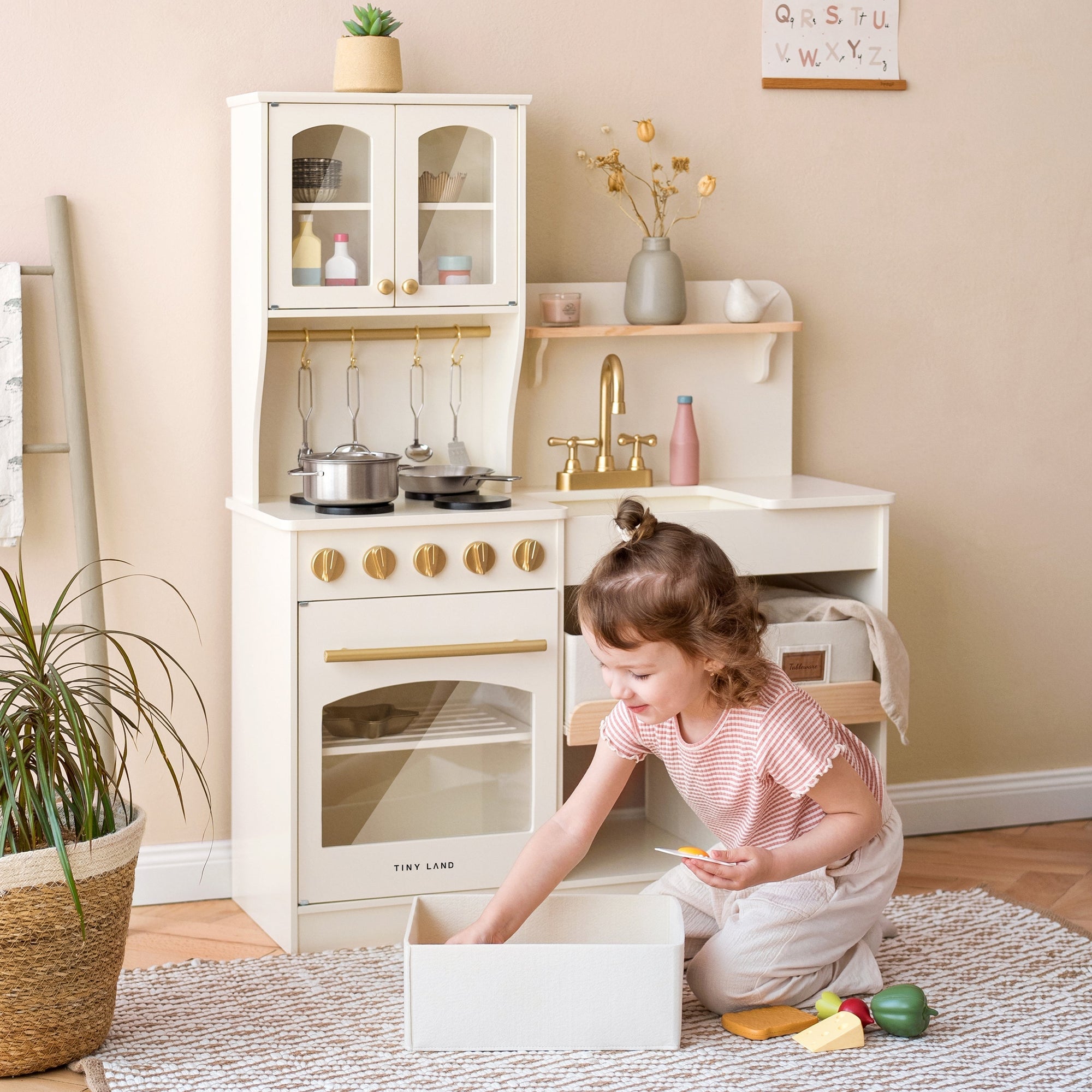 How to Efficiently Organize Your Child’s Toys: 6 Practical Tips for Busy Families