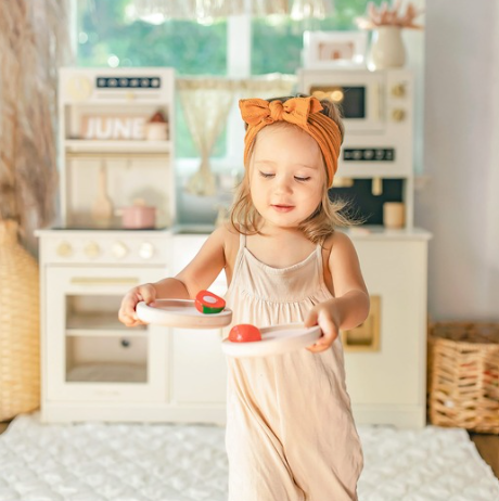 How Tiny Land’s Kitchen & Organic Food Sets Support Healthy Eating — Backed by Nutrition Expertise