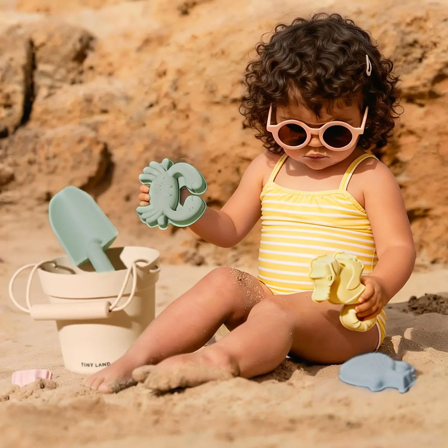 The Benefits of Beach Play: How Kids Learn Through Sand and Outdoor Play
