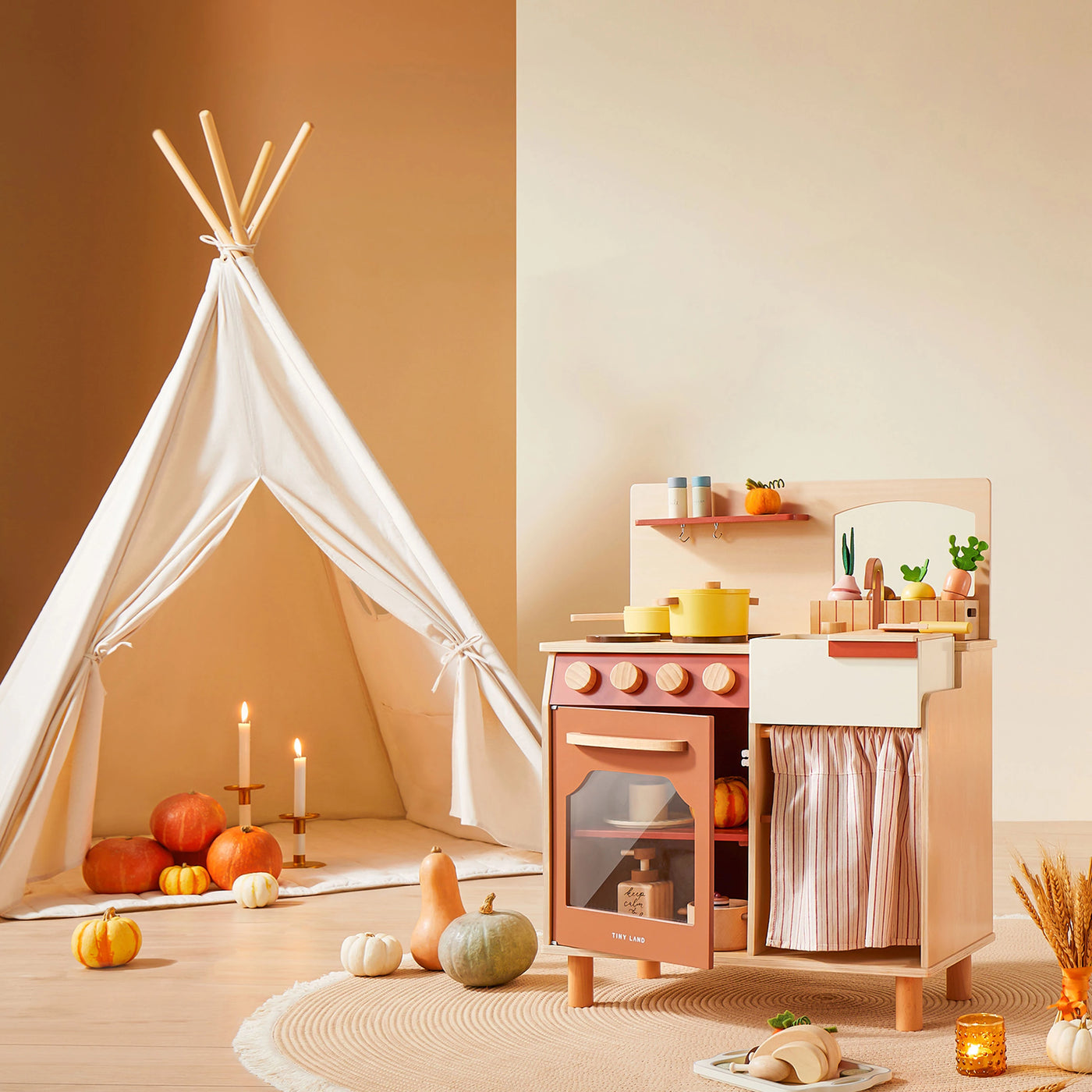 Tiny Thanksgiving Land