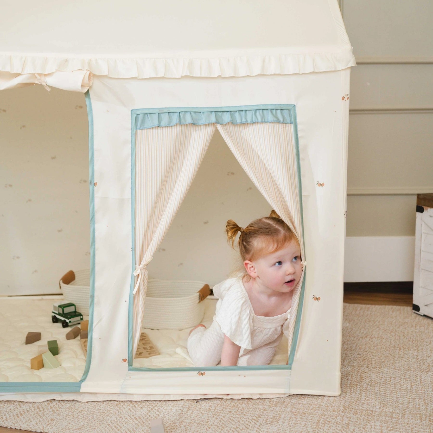 Tiny Land® Sweet Citrus Kid's Play Tent - Creamy white/blue - Tiny Land INC
